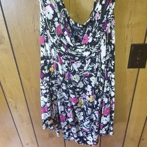 Torrid summer halter dress w POCKETS